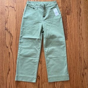 Time and Tru Green Wide Leg Pants